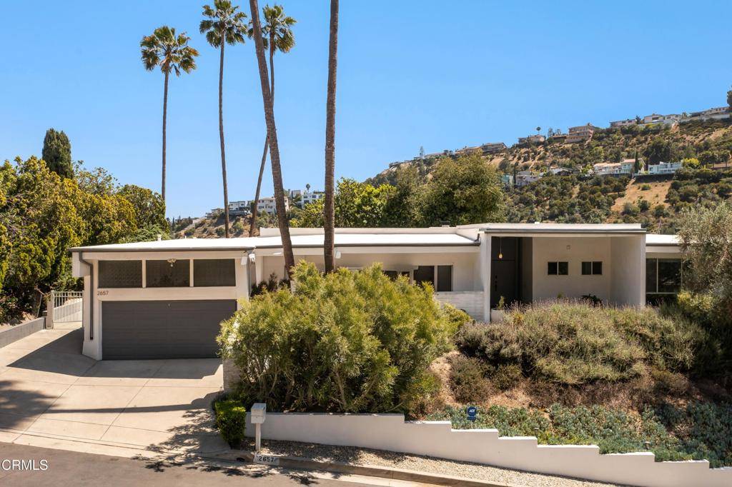 Los Angeles, CA 90046,2657 Zorada DR