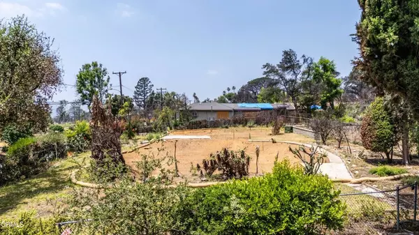 Altadena, CA 91001,2989 Santa Rosa AVE