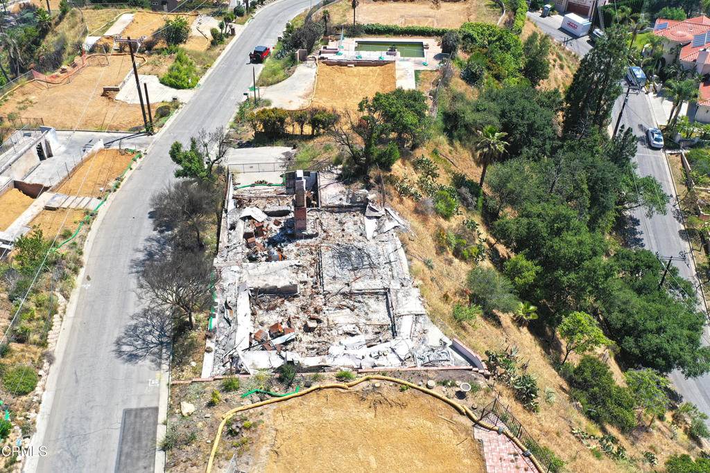 Altadena, CA 91001,3017 Zane Grey TER