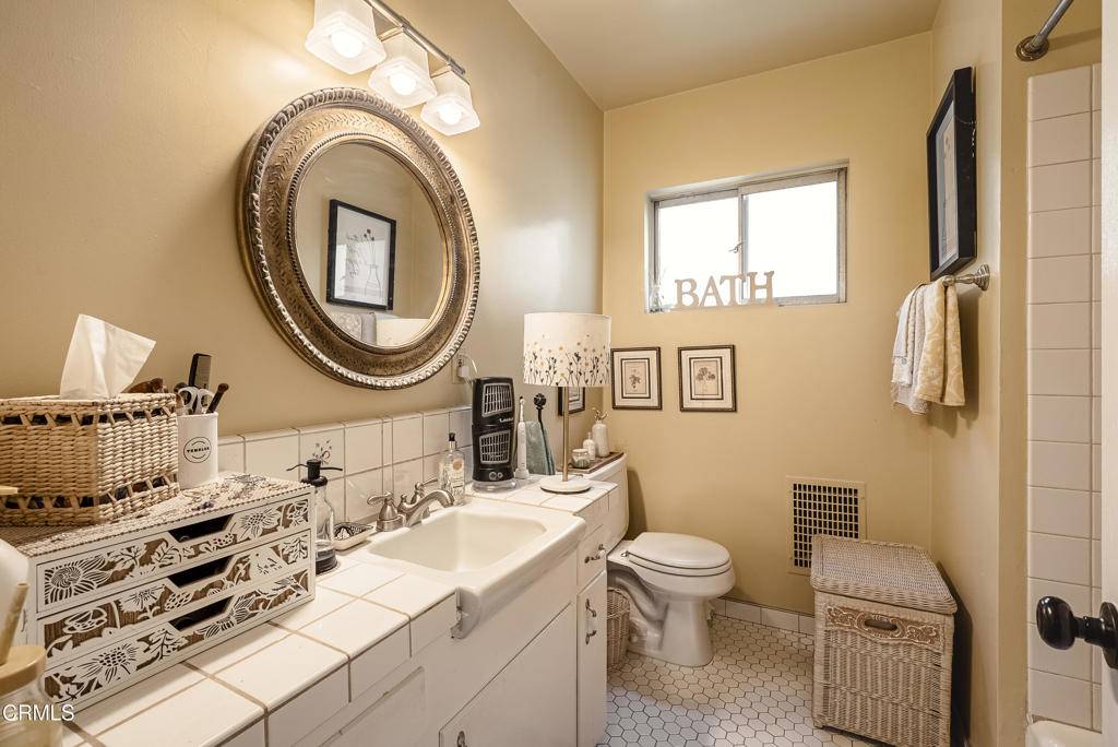 La Crescenta, CA 91214,3205 Fairesta ST
