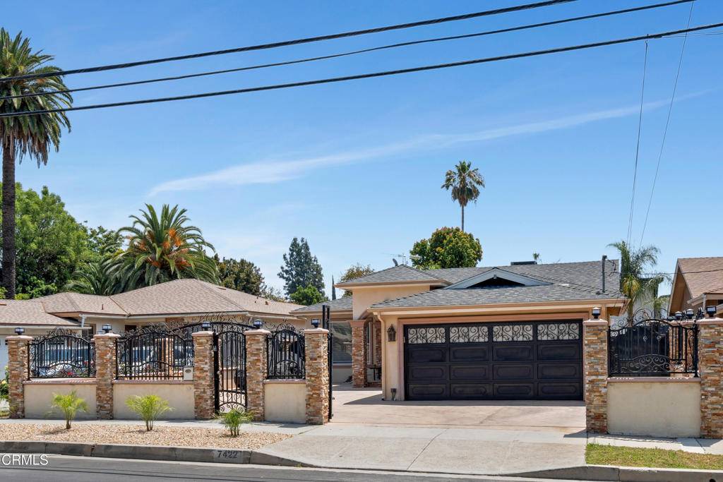 Van Nuys, CA 91406,7422 Orion AVE