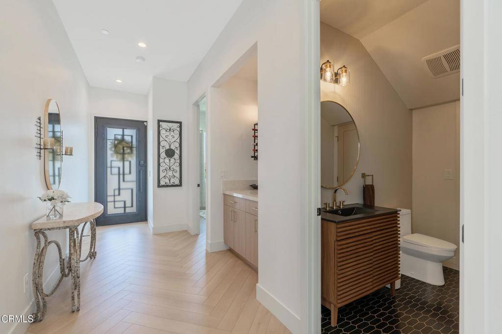 Sunland, CA 91040,11040 Whitegate AVE