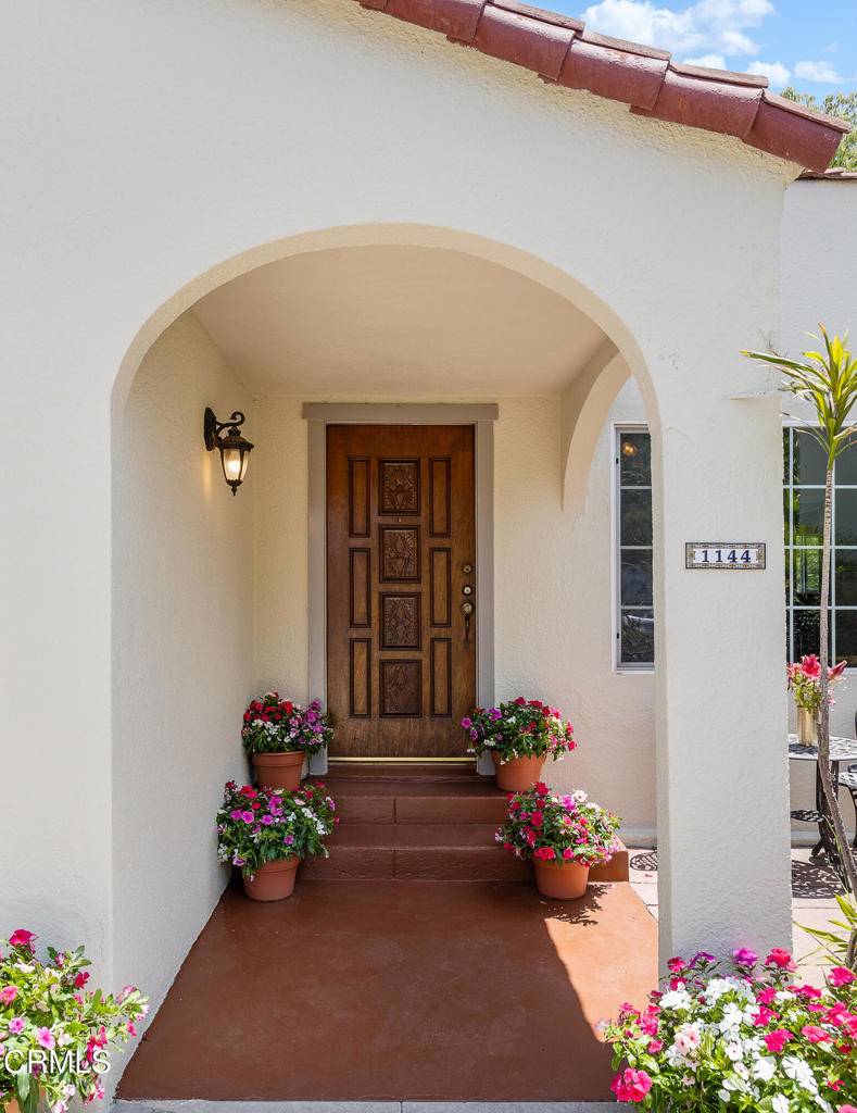 Glendale, CA 91201,1144 Alameda AVE
