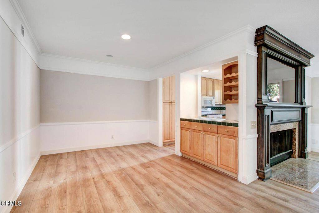 Westlake Village, CA 91361,31558 Agoura RD #2