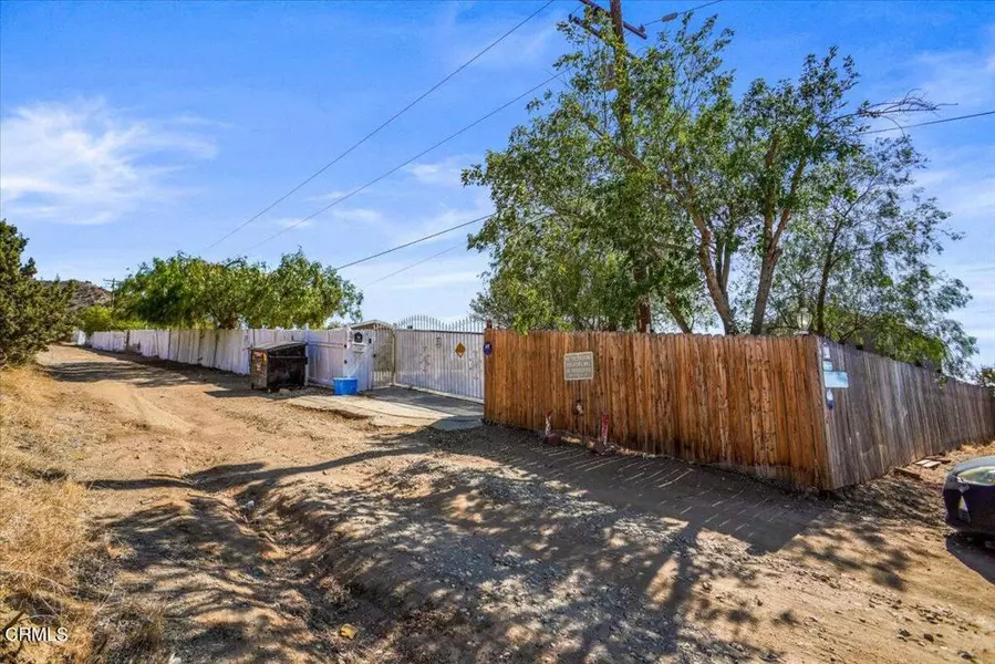 510 E Soledad Pass RD, Palmdale, CA 93550
