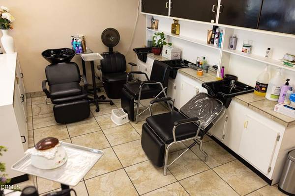 Burbank, CA 91505,3303 W Magnolia BLVD