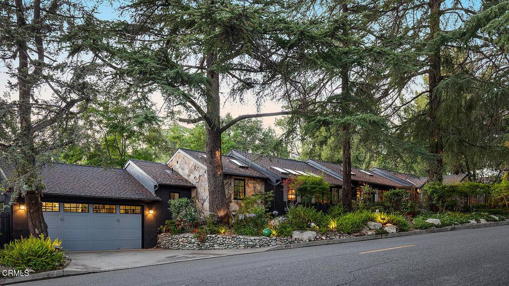4953 Alta Canyada RD, La Canada Flintridge, CA 91011