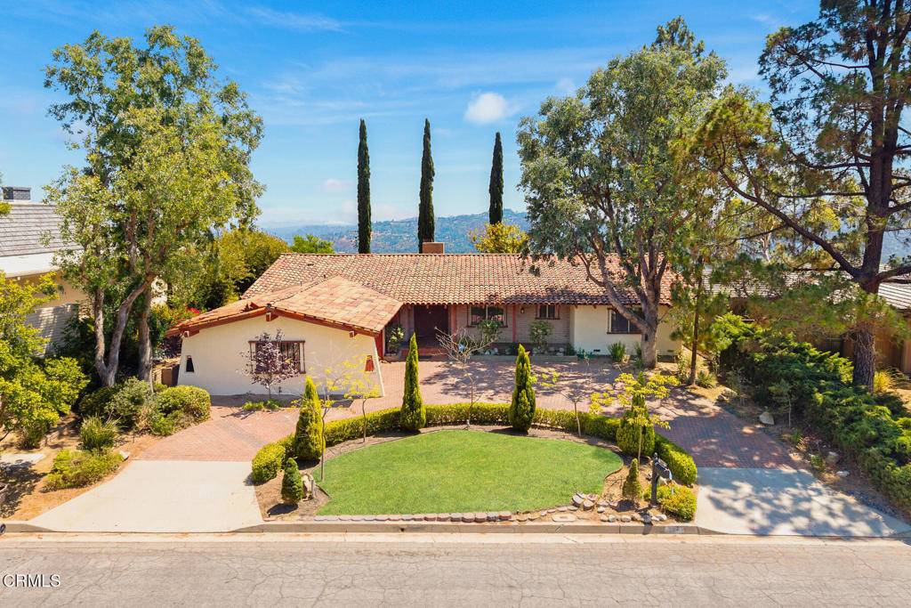 592 Starlight Crest DR, La Canada Flintridge, CA 91011