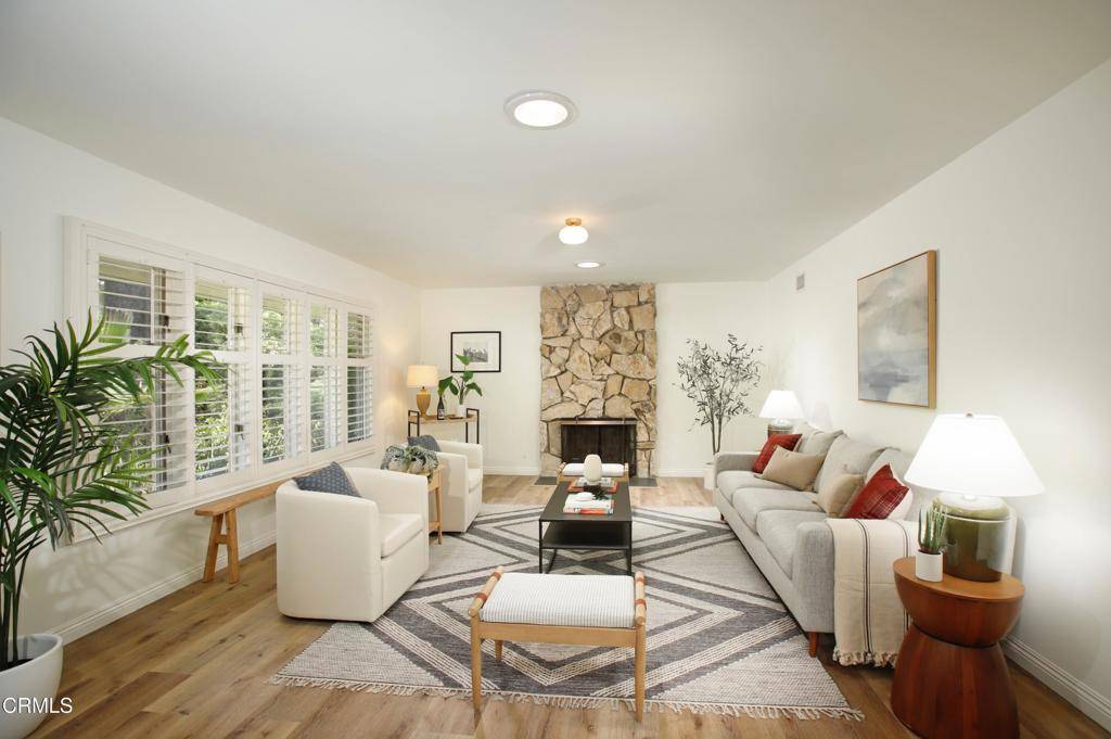 La Crescenta, CA 91214,3628 El Caminito