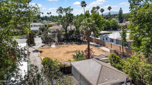 Pasadena, CA,1536 N Altadena Dr