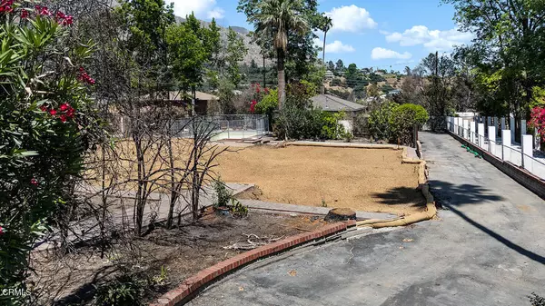 Pasadena, CA,1536 N Altadena Dr