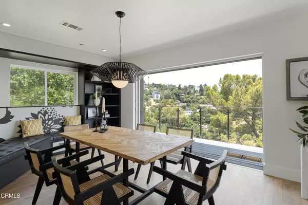 Los Angeles, CA 90065,453 Frontenac AVE