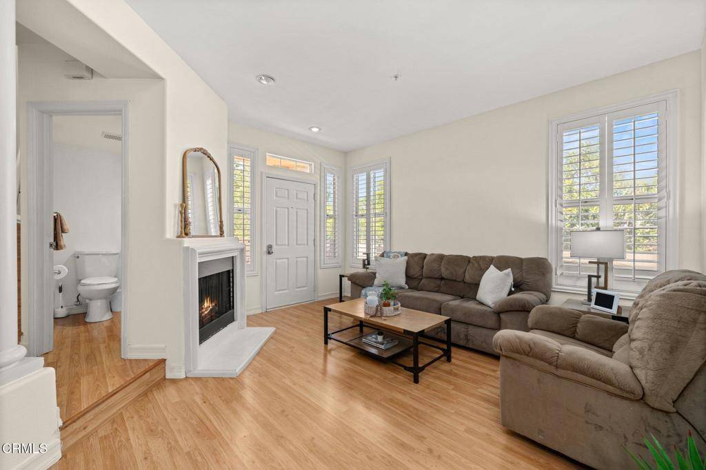 Anaheim, CA 92802,489 W Summerfield CIR