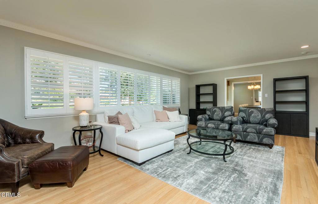 Glendale, CA 91207,1535 Glenmont DR