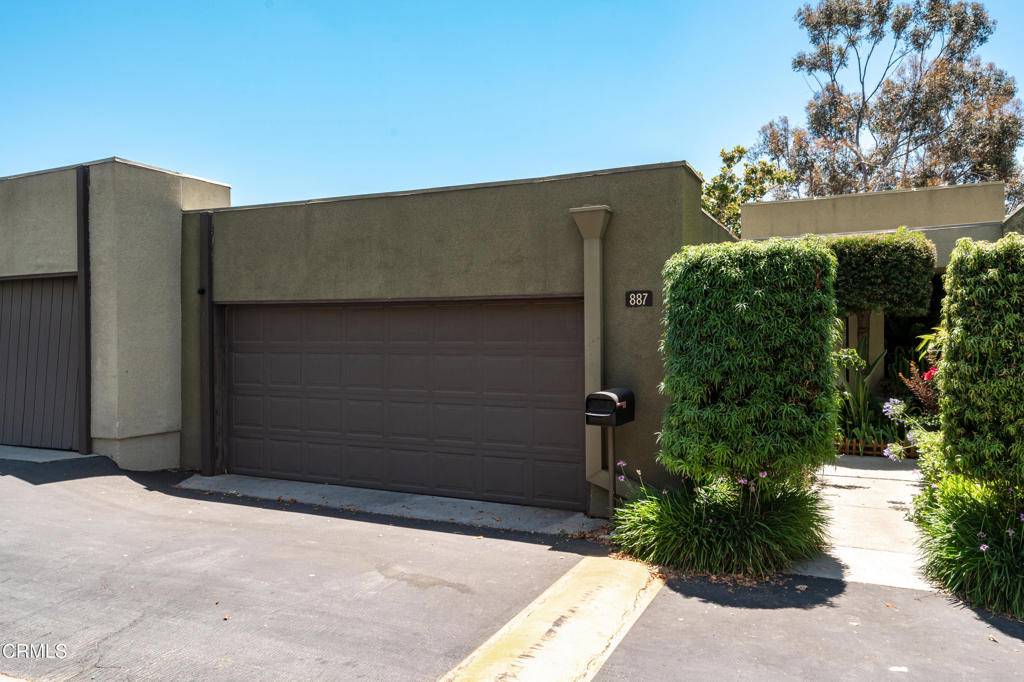 Los Angeles, CA 90042,887 Temple Terrace