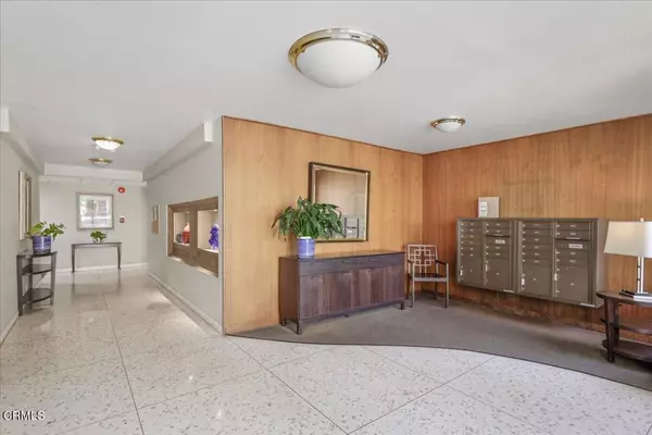 Pasadena, CA 91101,395 S Oakland AVE #204