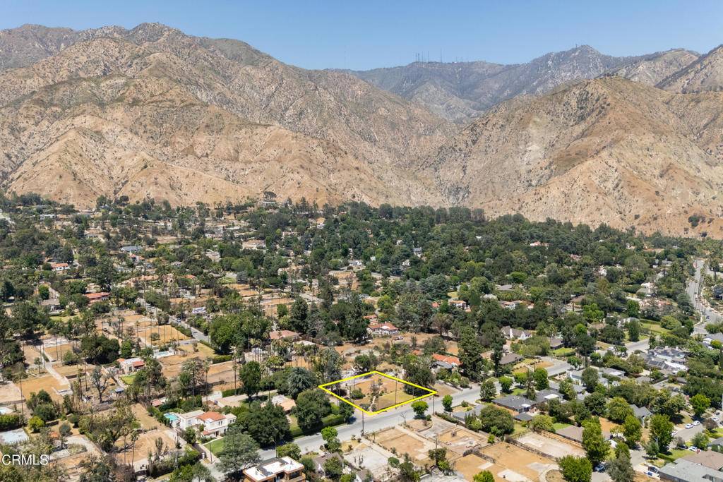 1739 E Mendocino ST, Altadena, CA 91001