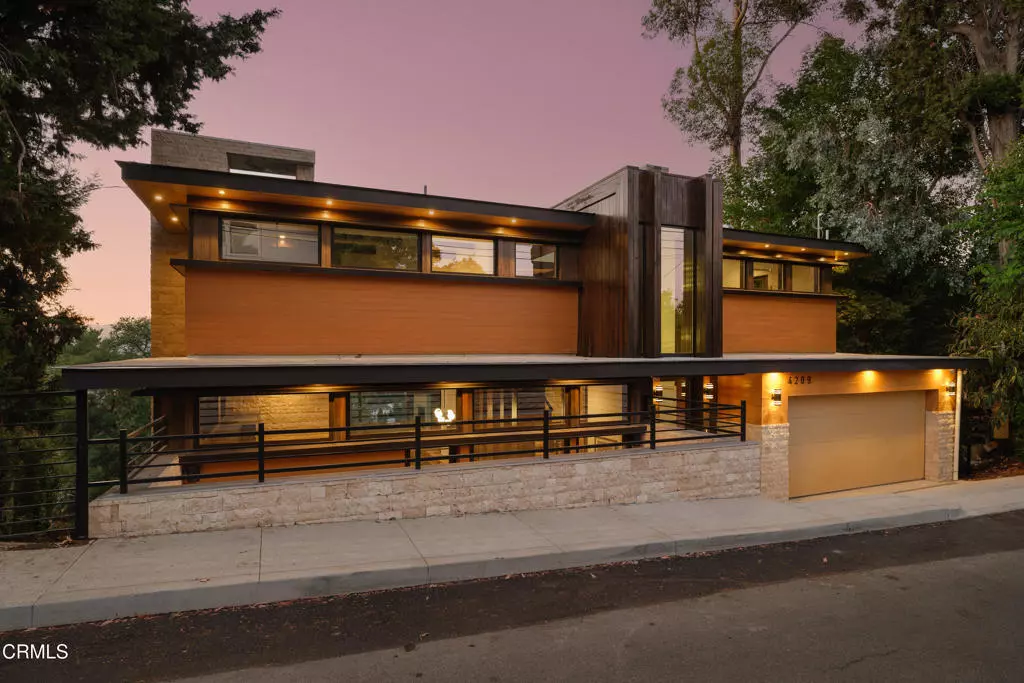 Los Angeles, CA 90065,4209 Sea View LN
