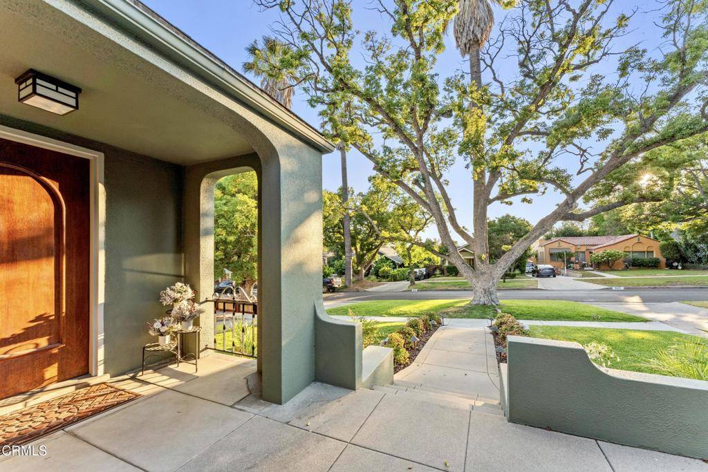 Los Angeles, CA 90041,5218 Mount Royal DR