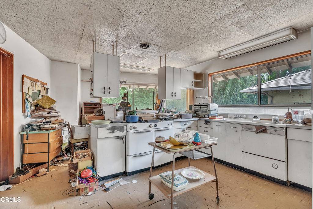 Pasadena, CA,934 El Campo DR