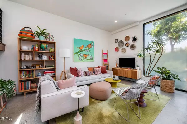 Los Angeles, CA 90039,3559 Casitas AVE