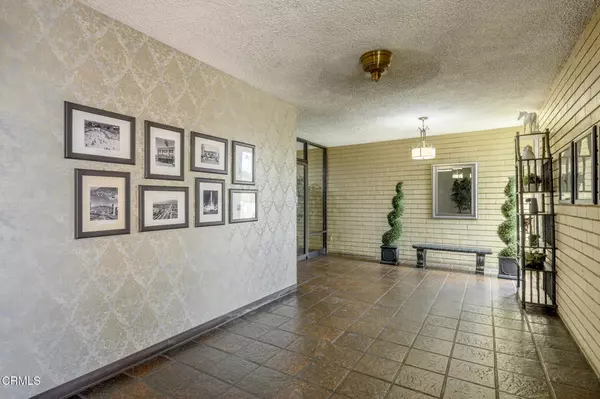 Glendale, CA 91202,125 W Mountain ST #303