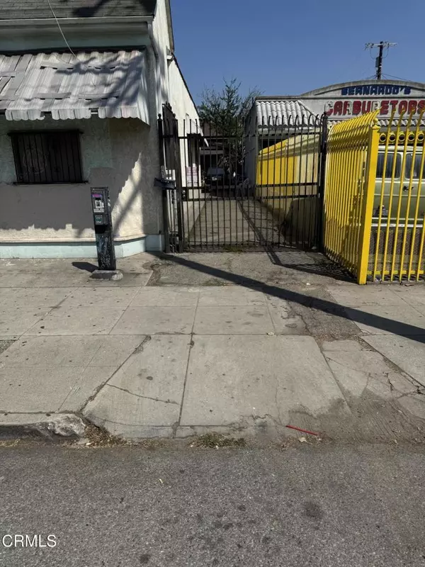 Los Angeles, CA 90065,4122 N Figueroa ST
