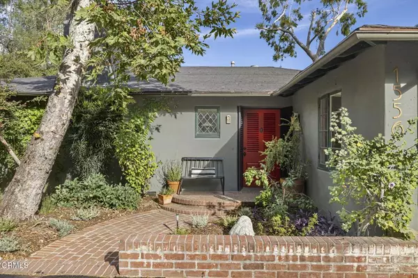 1556 Scenic DR, Pasadena, CA 91103