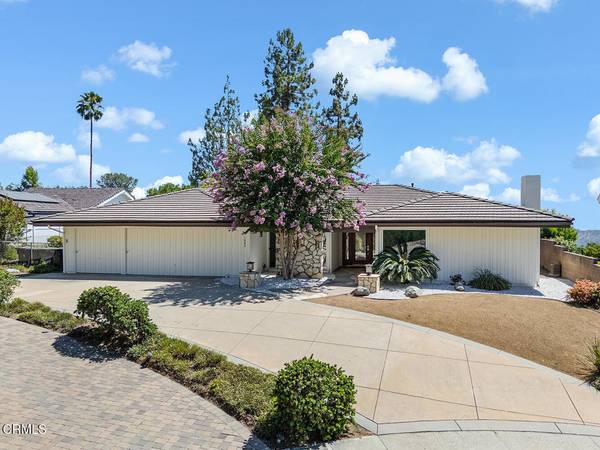 La Canada Flintridge, CA 91011,1004 El Vago ST