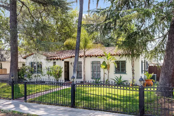 11074 Emelita Street ST, Los Angeles, CA 91601