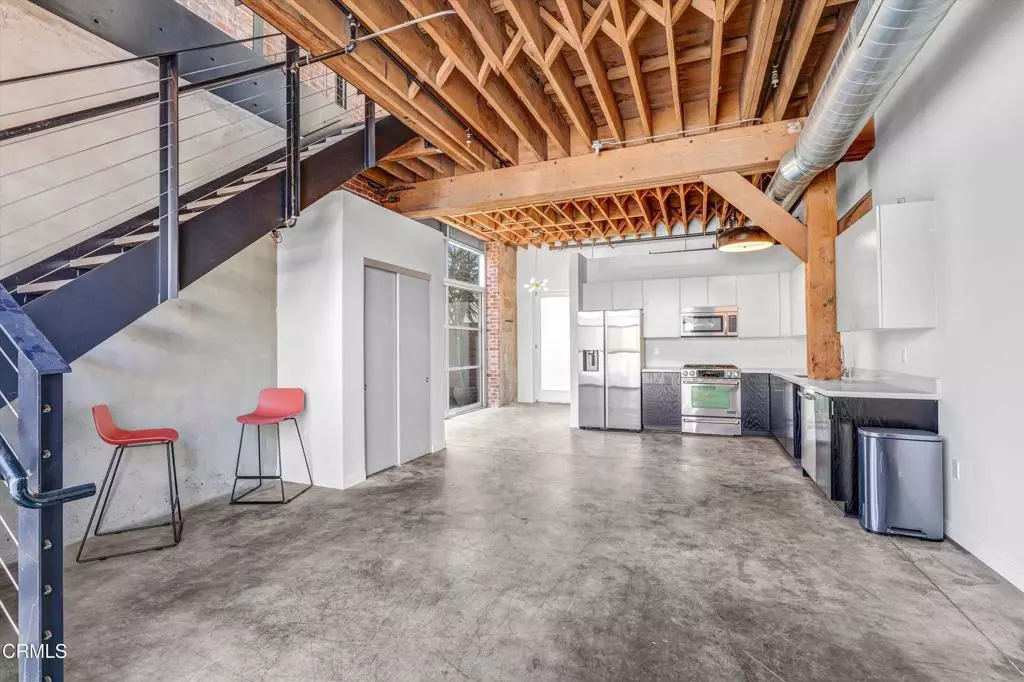 Los Angeles, CA 90013,527 Molino ST #111