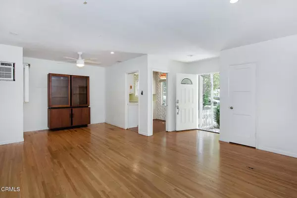 Winnetka, CA 91306,7020 Quartz AVE