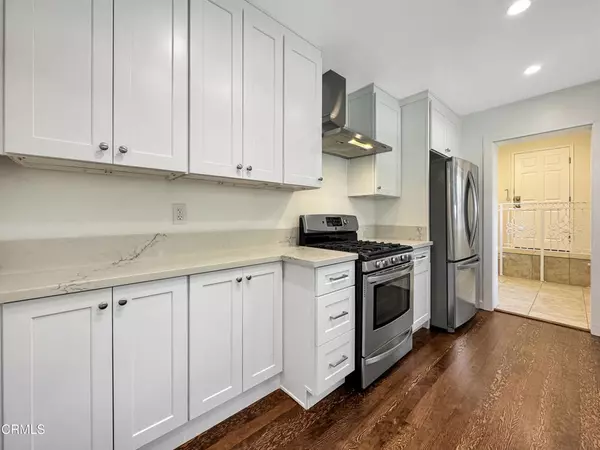 La Crescenta, CA 91214,2800 Henrietta AVE