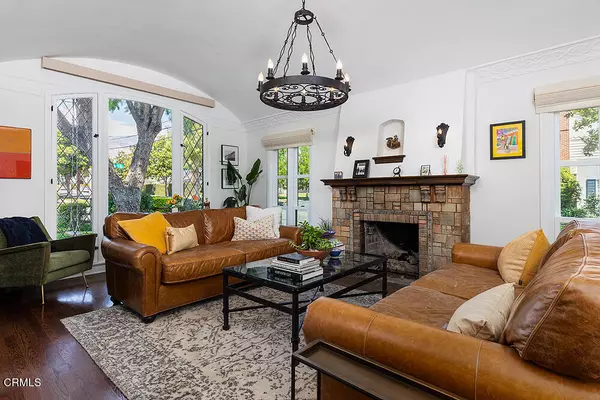 Pasadena, CA 91107,2120 Lambert DR