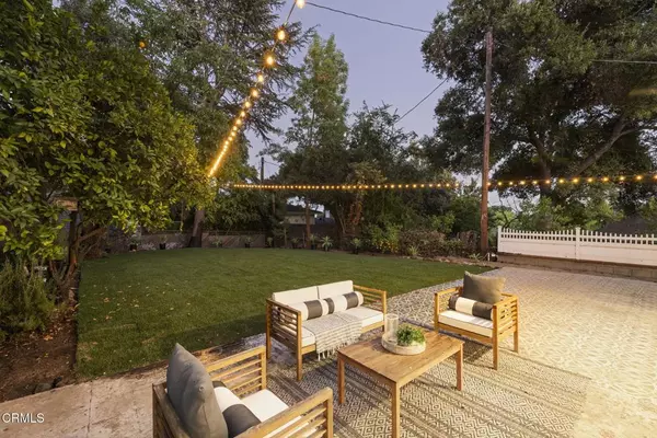 4620 Alta Canyada RD,  La Canada Flintridge,  CA 91011