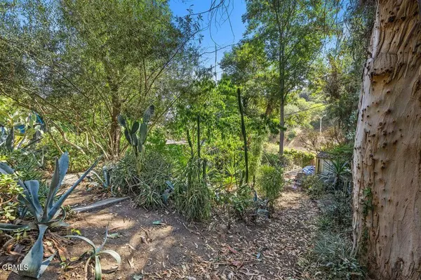 Los Angeles, CA 90042,5319 Monterey RD