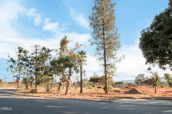 Altadena, CA 91001,344 E Las Flores DR