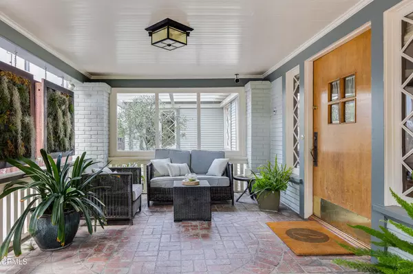 259 S St Andrews PL, Los Angeles, CA 90004