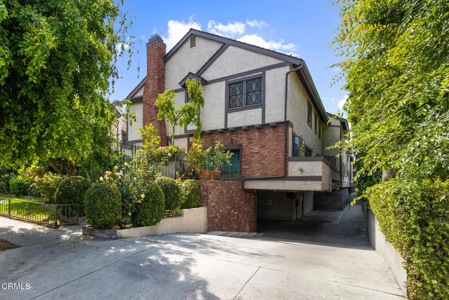11940 Weddington ST #19, Valley Village, CA 91607