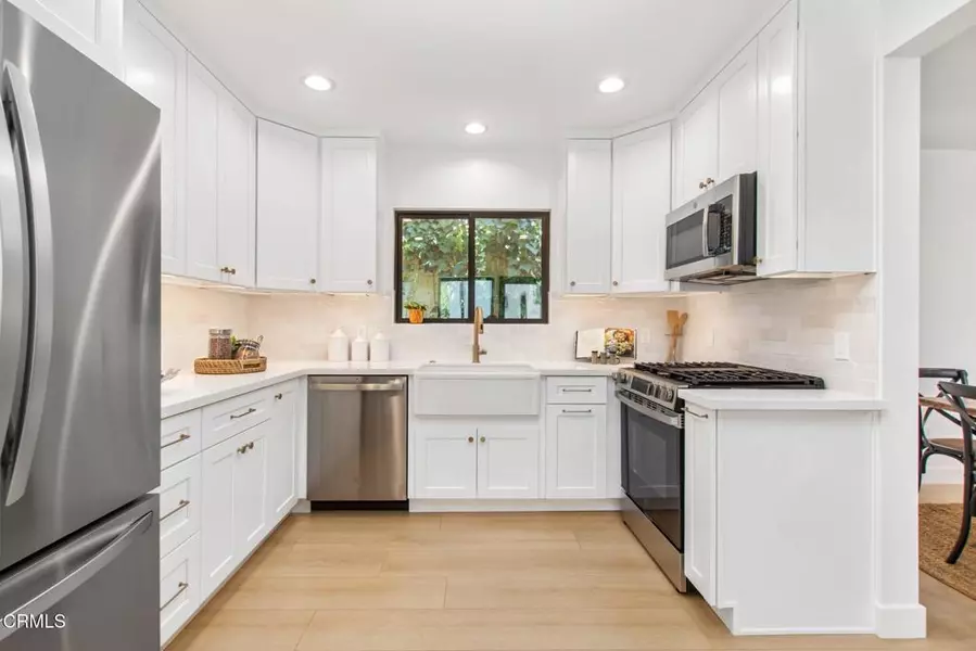 3015 Henrietta AVE, La Crescenta, CA 91214