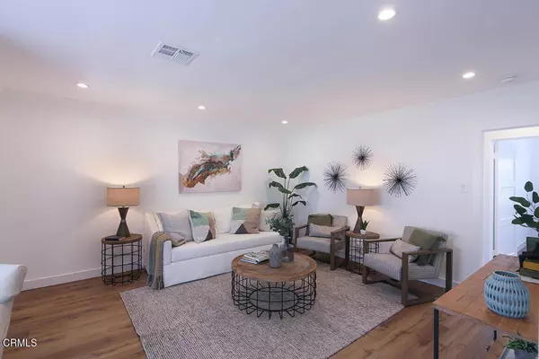 La Crescenta, CA 91214,3052 Alabama ST