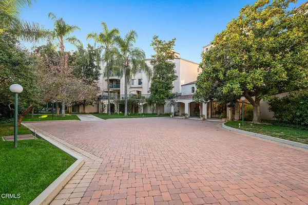 Los Angeles, CA 90042,4201 Via Marisol #330