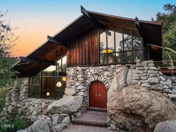 Altadena, CA 91001,3740 Canyon Crest RD