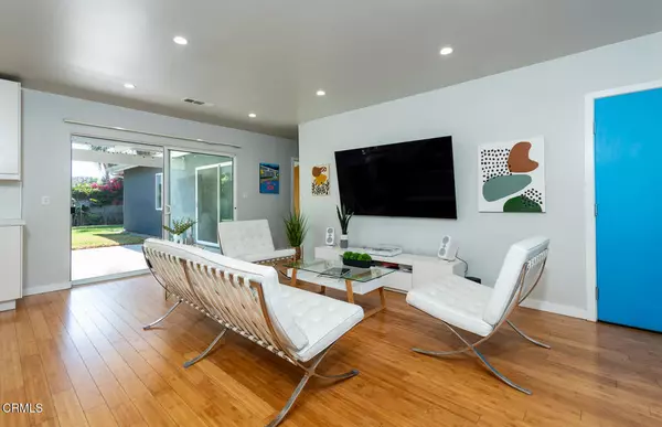 Van Nuys, CA 91406,17402 Cohasset ST