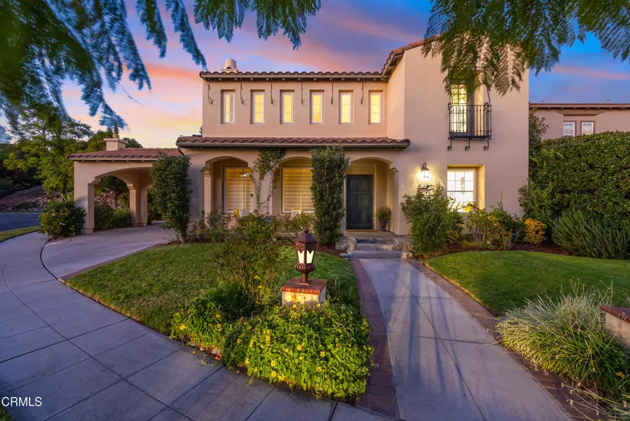 827 W Heritage Oak CT, Altadena, CA 91001