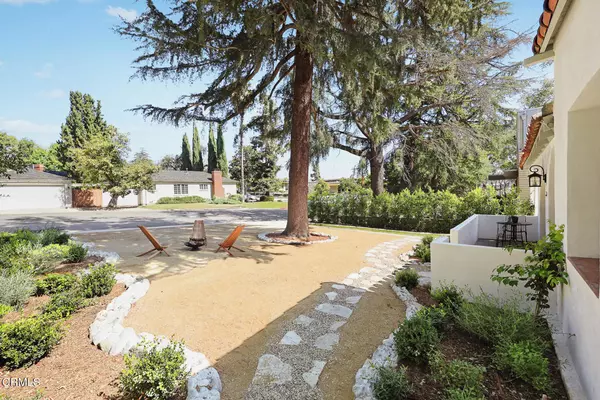 La Canada Flintridge, CA 91011,1308 Salisbury RD