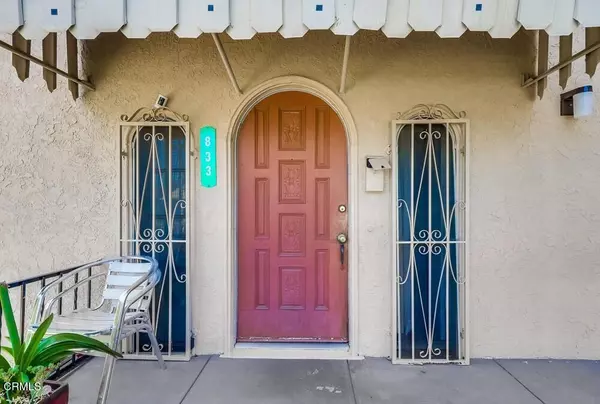 Los Angeles, CA 90038,833 835 N Ridgewood