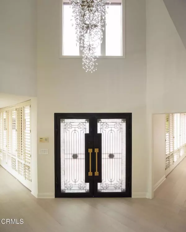 Rancho Palos Verdes, CA 90275,8 Burrell LN