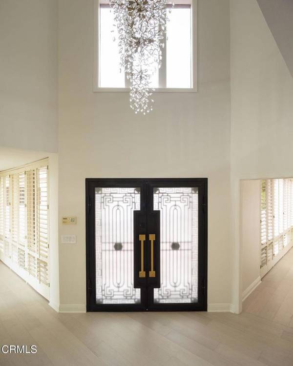 Rancho Palos Verdes, CA 90275,8 Burrell LN