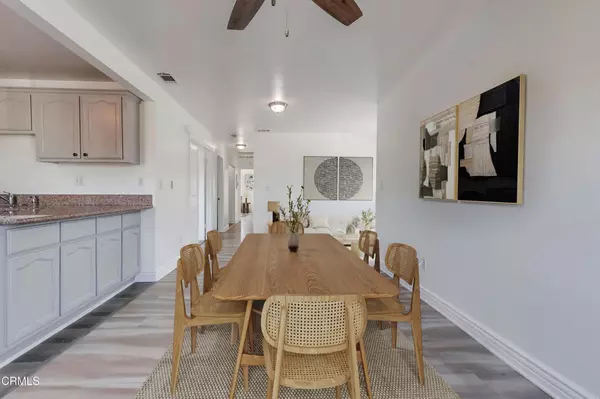 Los Angeles, CA 90003,140 E 101st ST